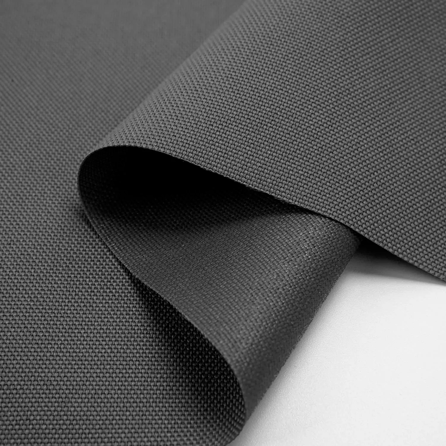 Темно-сірий